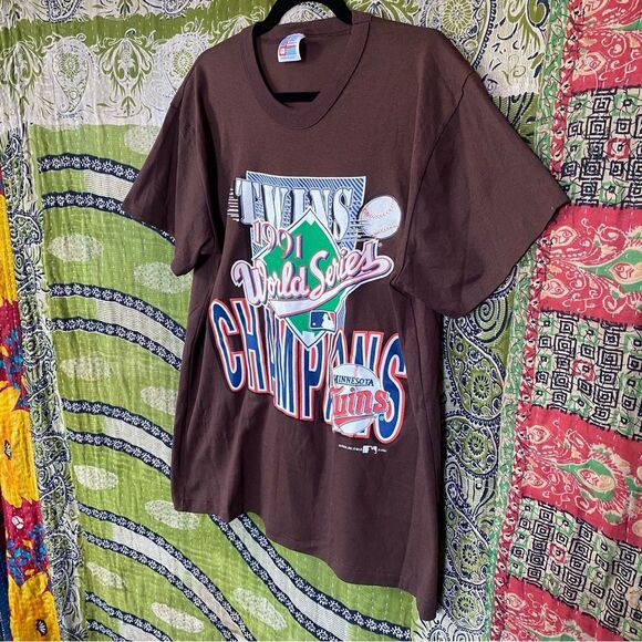 Vintage Garan Brown Minnesota Twins 1991 World Series T-Shirt Size Extra Large - Picture 8 of 16